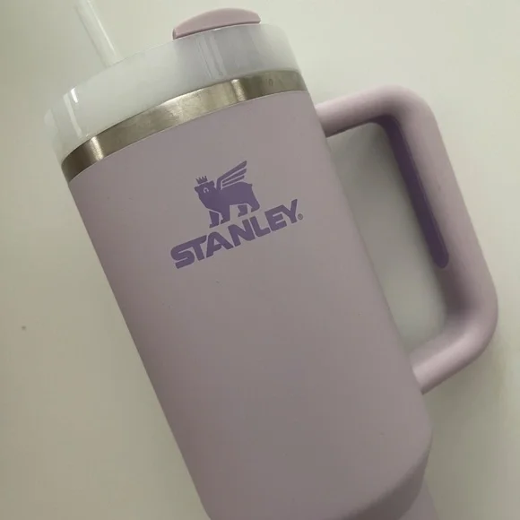 Stanley Quencher 40oz Lilac - Picture 4 of 4